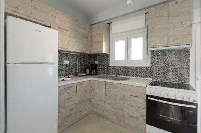 Bright Spacious Two-Bedroom Apartment Салоніки Екстер'єр фото