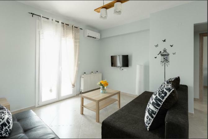 Bright Spacious Two-Bedroom Apartment Салоніки Екстер'єр фото