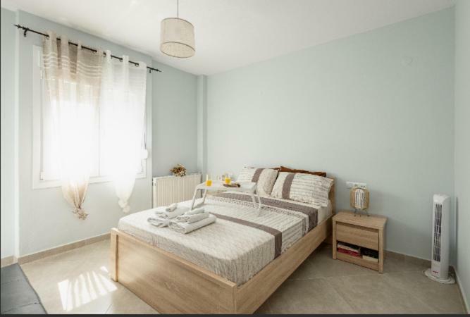 Bright Spacious Two-Bedroom Apartment Салоніки Екстер'єр фото